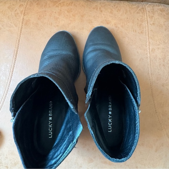 LUCKY BRAND NILAFA ANKLE BOOTIE BLACK WATERPROOF LEATHER SIZE 8 EUC - Picture 11 of 12